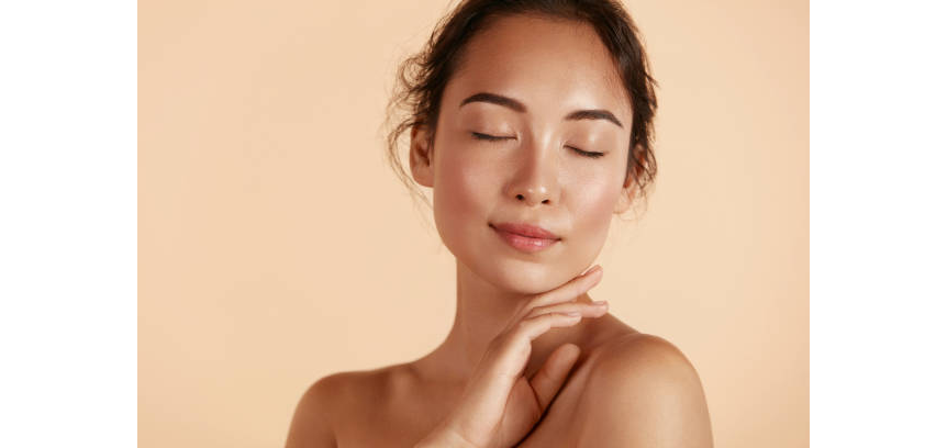 Aceite facial nutritivo tratado como una reina